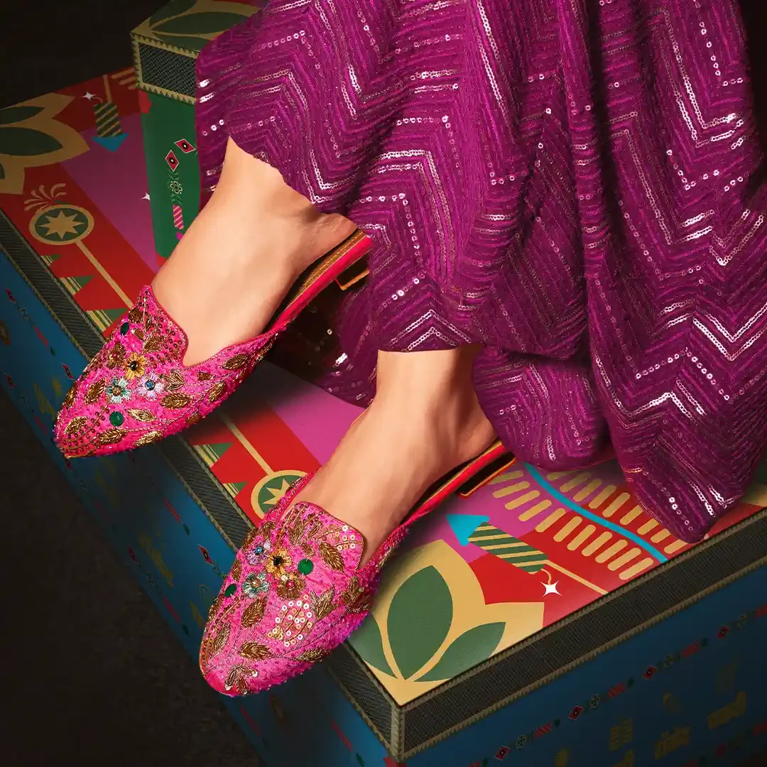 Man wearing light brown shoes